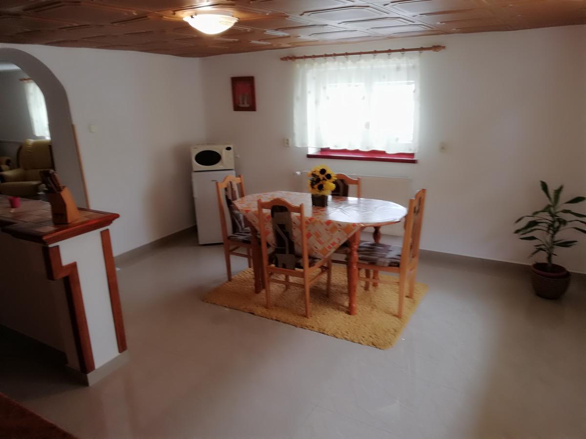 Apartament Domino Korytné Zewnętrze zdjęcie