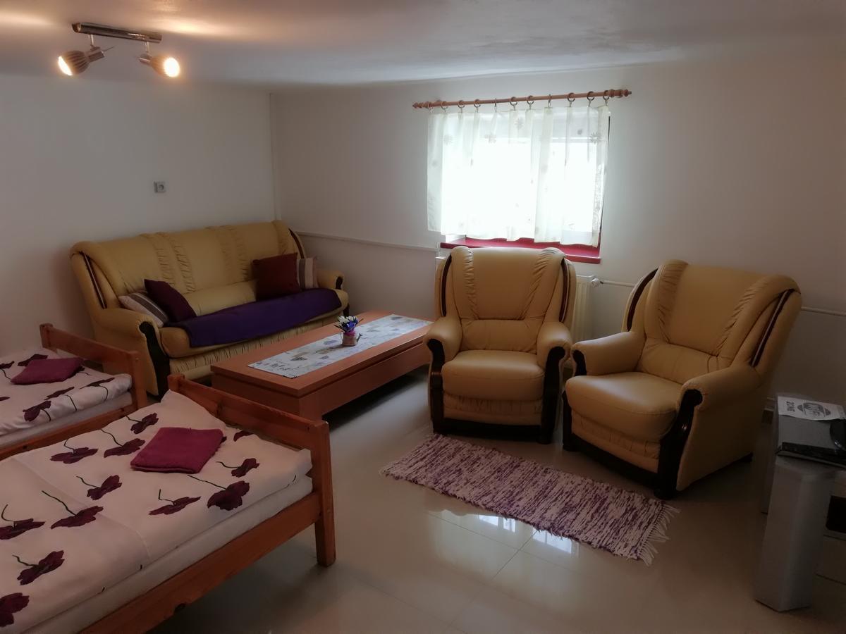 Apartament Domino Korytné Zewnętrze zdjęcie